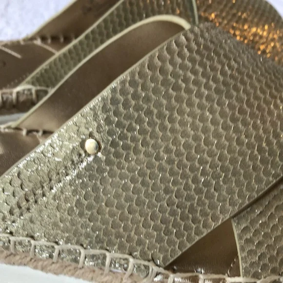 * LAST CHANCE**NWOT! Franco Sarto Platform / espadrille style sandals - Picture 3 of 9